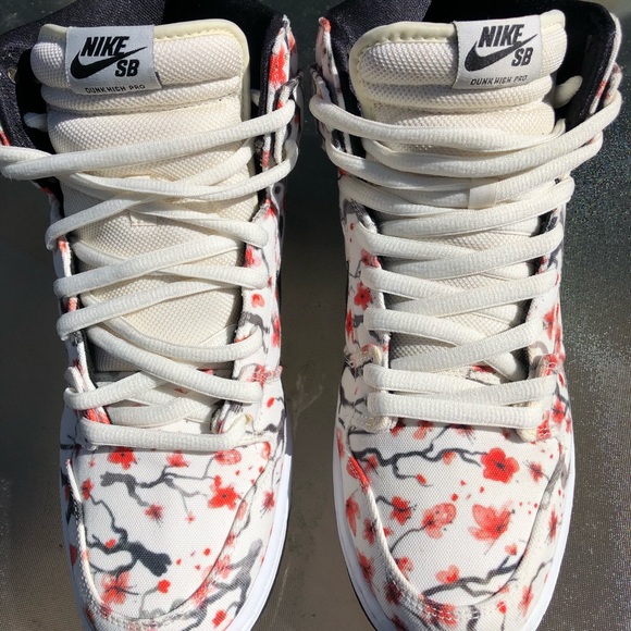 cherry blossom sb dunks